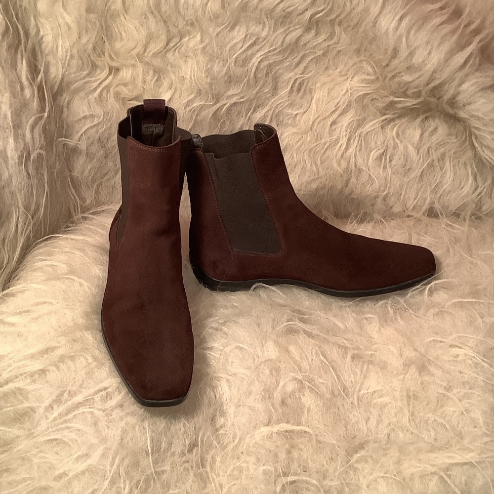 Tod’s Quinn Guiana Beatles Suede Boot